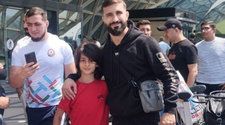 Tanınmış UFC döyüşçüsü Bakıya GƏLDİ