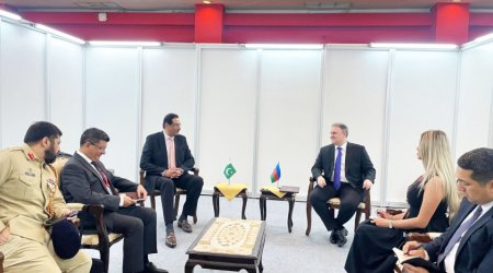 İndoneziya və Pakistanla hərbi-texniki əməkdaşlıq perspektivləri müzakirə edilib - FOTO