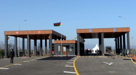 Onlar da İrandan təxliyyə olunaraq Azərbaycan sərhədini keçdilər