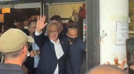 Netanyahu İsrail küçələrində coşqu ilə qarşılandı: “Gəl, kofe iç” – VİDEO