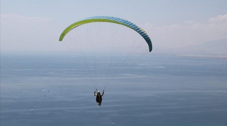 "Beşbarmaq"da həlak olan paraşütçünün meyiti ərazidən çıxarıldı - Hadisə yerindən FOTO