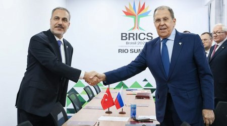 Lavrov və Fidan ikitərəfli məsələləri müzakirə etdilər
