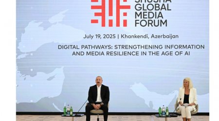 İlham Əliyev: “Biz xarici investorları enerji sektoruna cəlb edirik”