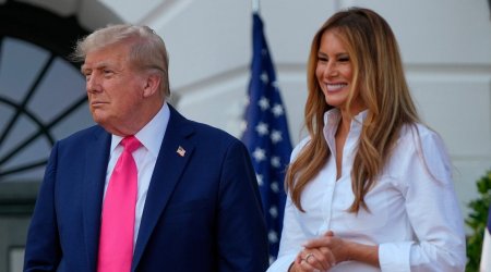 Tramp və Melaniya özlərini yeni evlənənlər kimi aparır - FOTO