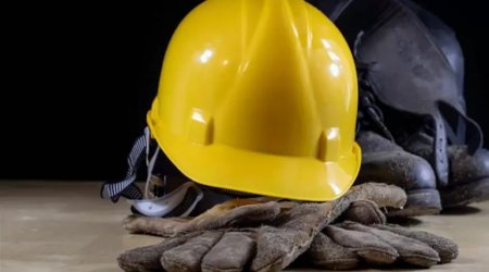 Bakıda TİKİNTİDƏ FACİƏ: Fəhlə binadan yıxılıb öldü