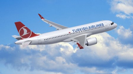 İstanbuldan havaya qalxan təyyarə Antalyaya TƏCİLİ ENİŞ etdi – VİDEO