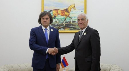 İrəvanla Bakı arasında sülh prosesini müzakirə etdilər – FOTO