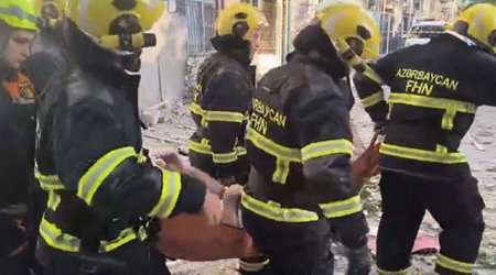 SON DƏQİQƏ! Bakıda yaşayış binasında PARTLAYIŞ – VİDEO