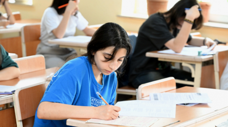 Ödənişli əsaslarla universitetə qəbul olanların NƏZƏRİNƏ: 28 avqust - 8 sentyabrda...