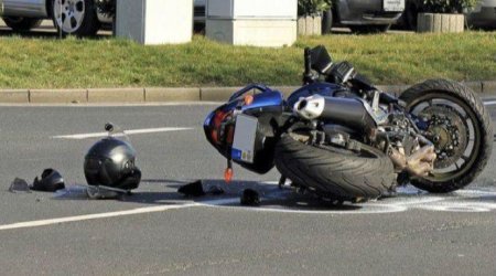 Cəlilabadda motosiklet QƏZASI: Sürücü xəsarət aldı