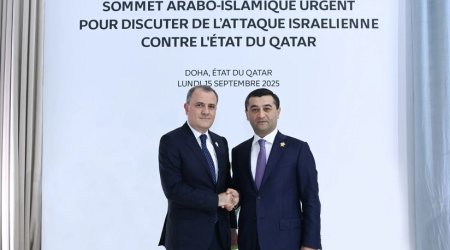 Ceyhun Bayramov Dohada özbək həmkarı ilə TDT-nin Zirvə Toplantısına hazırlığı müzakirə edib
