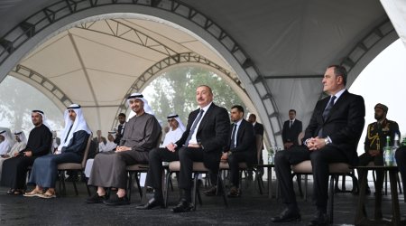 Prezidentlər Cıdır düzündə Qarabağ atlarının şousunu izlədilər – FOTO