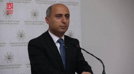 Nazir məzunların uğursuz nəticələrinə görə hansı universitetləri HƏDƏF ALDI?