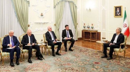 Pezeşkian Şahin Mustafayevin rəhbərlik etdiyi nümayəndə heyətini qəbul etdi