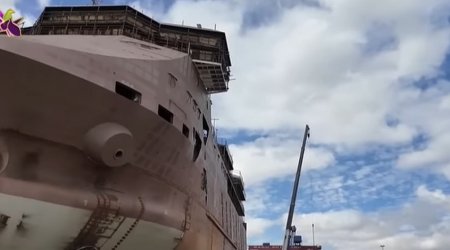 Bakıda nəhəng gəmi tikilir - GÖRÜNTÜLƏR
