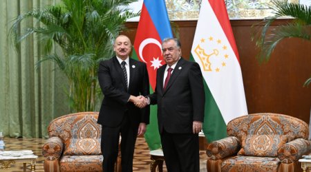 Prezidentin Emoməli Rəhmonla təkbətək görüşü keçirildi - FOTO