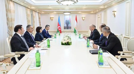 Sahibə Qafarova Tacikistan Ali Məclisinin sədri ilə ikitərəfli əlaqələri müzakirə edib - FOTO