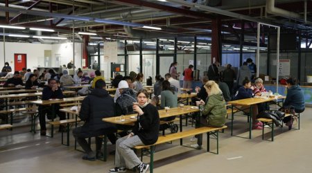 Almaniyada olan ukraynalı qaçqınlaraPİS XƏBƏR - Ən böyük mərkəz bağlanır