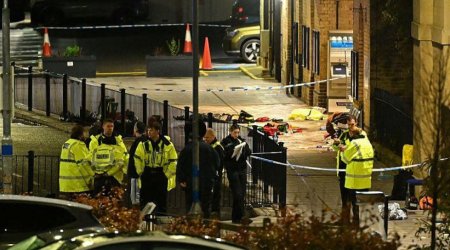 İngiltərədə qatarda kütləvi bıçaqlanma: Yaralıların sayı 11-ə çatdı