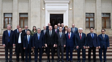 İlham Əliyev AMEA-nın 80 illik yubiley yığıncağında – FOTO/VİDEO