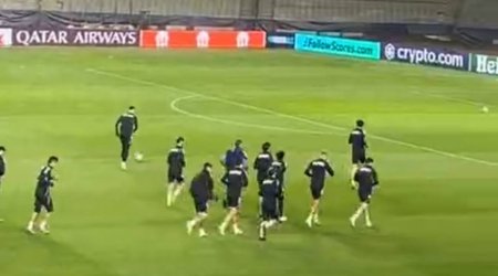 “Tofiq Bəhramov”da güclü yağış altında məşq - VİDEO