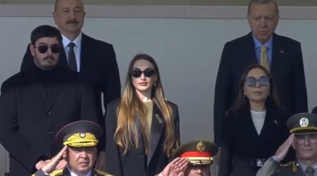 Prezidentin oğlu ilə gəlini hərbi paradda – FOTO