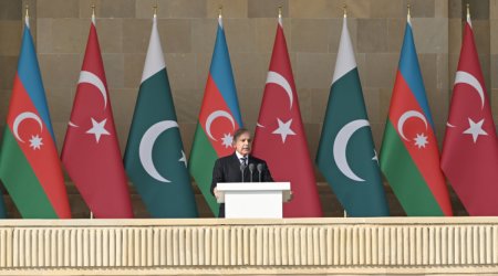 Şahbaz Şərif: “Bakıda JF-17 qırıcılarının uçduğu səmanı seyr etmək qürurvericidir” - VİDEO