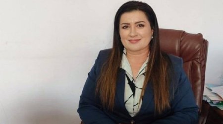 Ermənistanda məktəb direktoru SAXLANILDI