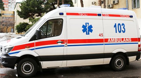 Bakıda AİLƏ FACİƏSİ - 69 yaşlı kişi arvadını baltaladı