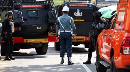 İndoneziyada məktəbdə partlayış: 96 nəfər xəsarət aldı – VİDEO