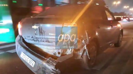8 Noyabr prospektində zəncirvari qəza oldu - VİDEO