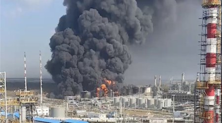 Rusiyada neft emalı zavodu YANIR – VİDEO