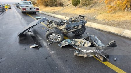 Naxçıvanda minik avtomobilləri toqquşub, 2 nəfər xəsarət alıb - FOTO/VİDEO