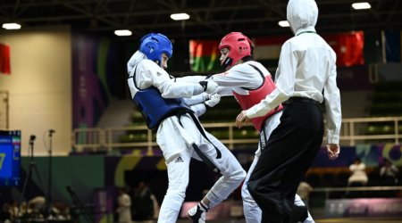 Azərbaycan taekvondoçusu İslamiadada gümüş medal QAZANDI
