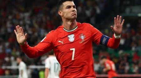 FİFA Ronaldoya görə posteri DƏYİŞDİ