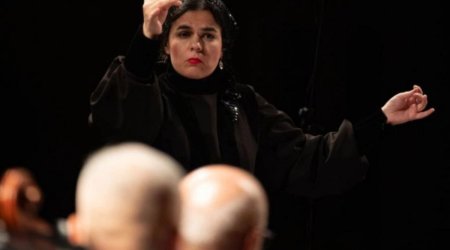 İranda 46 ildən sonra ilk qadın dirijor debüt etdi