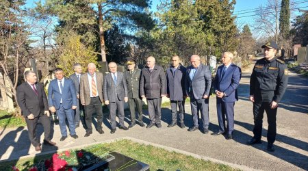 Milli Qəhrəman Çingiz Qurbanovun doğum günündə xatirəsi yad edildi - FOTO