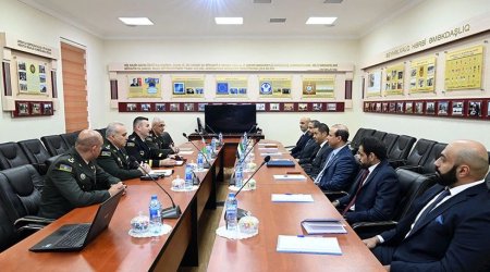 BƏƏ ilə Azərbaycan arasında hərbi əməkdaşlıq məsələsi müzakirə olundu - FOTO