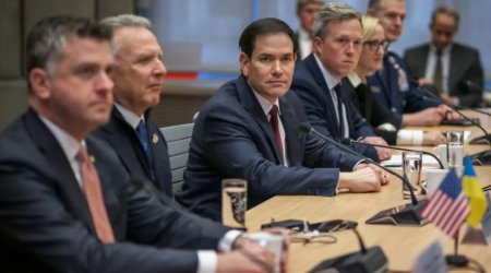 Rubio Ukrayna rəsmilərindən üzr istədi