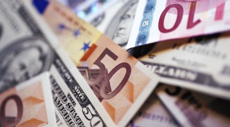 Valyuta məzənnələri: Avro, rus rublu bahalaşdı