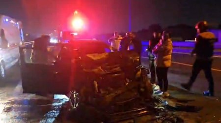 Bakıda avtomobillə "KamAZ" toqquşdu: Ölən var – VİDEO