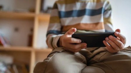 Avstraliyada 16 yaşdan aşağı uşaqlar üçün sosial media qadağan edildi – VİDEO