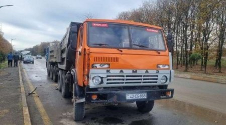 Qusarda “KamAZ” 87 yaşlı kişinin üzərindən keçdi - ÖZƏL
