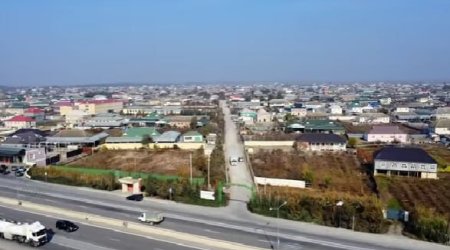 Gecə 11-də qapısını döyən şəxsi öldürdü - 11 il həbs cəzası aldı