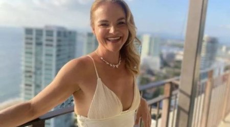 Qadın özü ilə evləndi