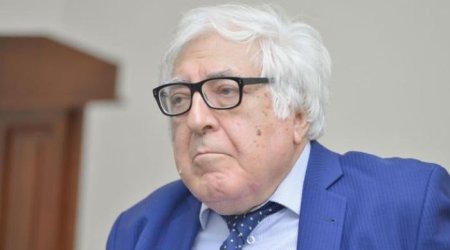 Anar: “Prezident məktəbi rus dilində bitirib, amma Azərbaycan dilində belə gözəl danışır”