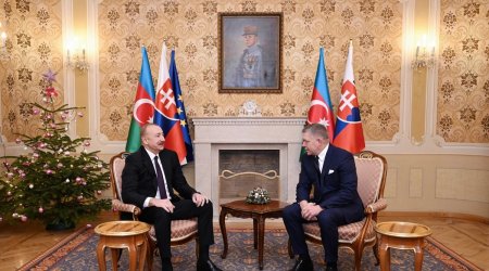 İlham Əliyev Slovakiyanın Baş naziri ilə GÖRÜŞDÜ – FOTO