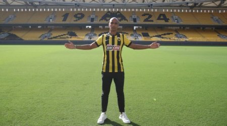 “Beşiktaş” bu legionerlə yollarını ayıracaq