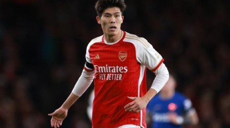 “Ayaks” “Arsenal”ın sabiq futbolçusu ilə razılığa gəldi