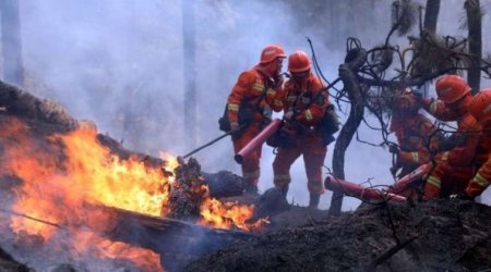 Bakıda neft quyusu yaxınlığında yanğın - FOTO